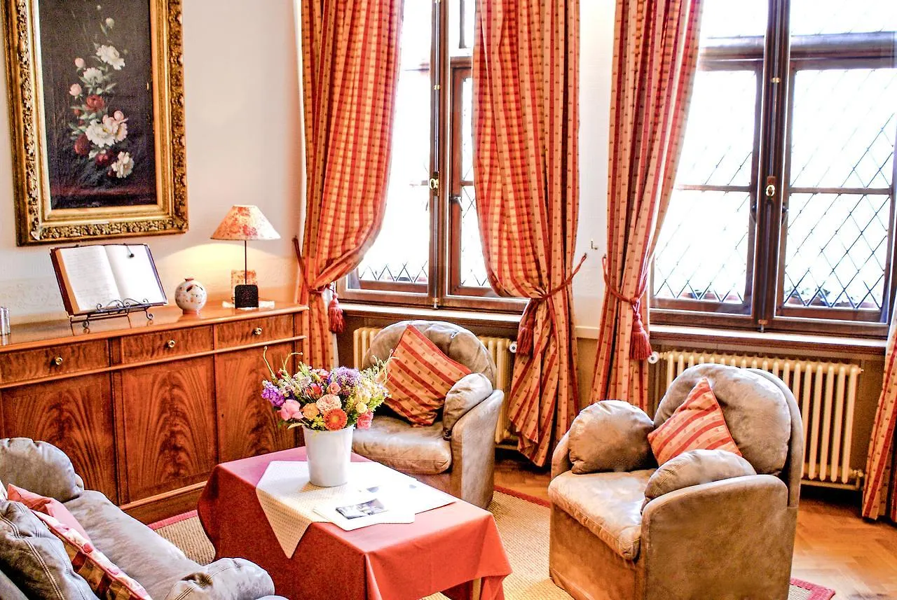 Guest House Huyze Die Maene Bruges 3*,  Belgium
